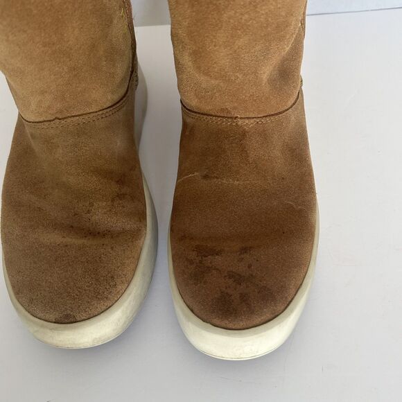 UGG - Classic Boom Ankle Boot Women’s size 6, Preppy Cozy - Picture 8 of 8